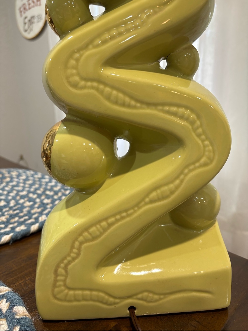Stunning Art Deco Vintage Retro Ceramic Lamp Base in Chartreuse - Picture 4 of 16